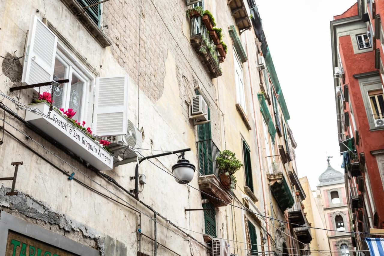 A Fenestrella E San Gregorio Armeno Lägenhet Neapel Exteriör bild